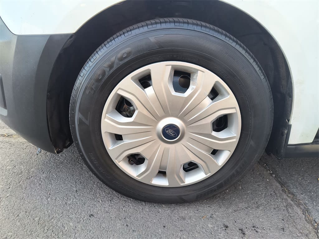 Thumbnail: 2019 Ford Transit Series - 6