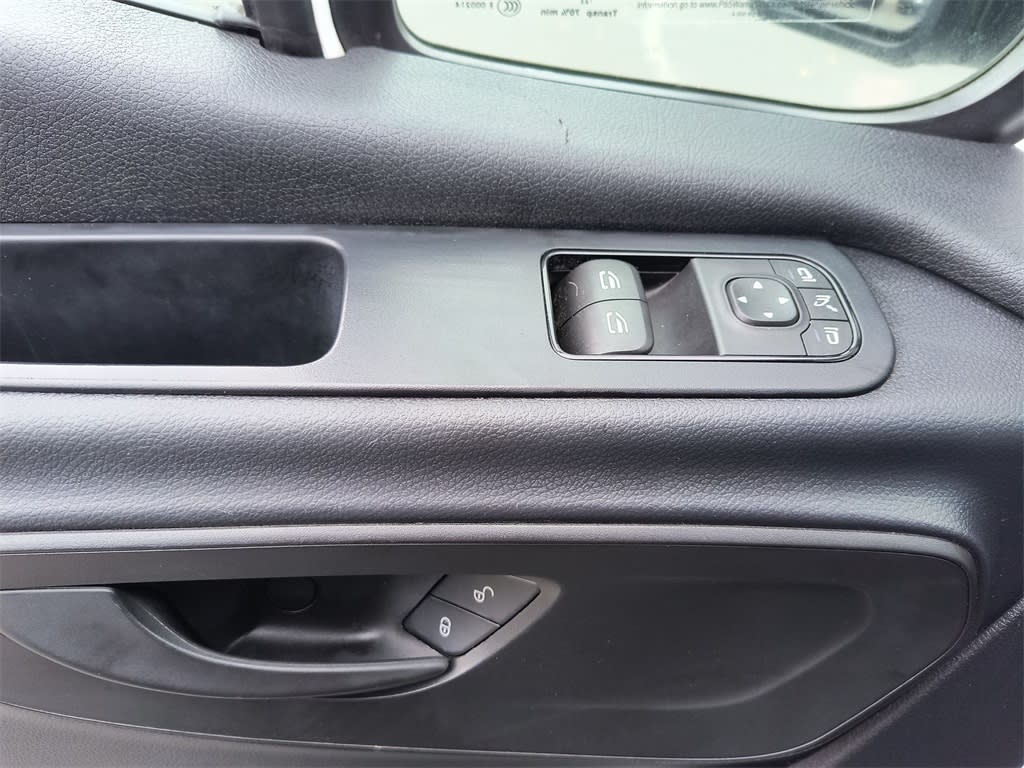 Thumbnail: 2023 Mercedes-Benz Sprinter - 18