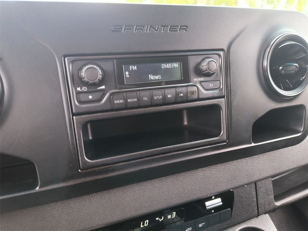 Thumbnail: 2023 Mercedes-Benz Sprinter - 9