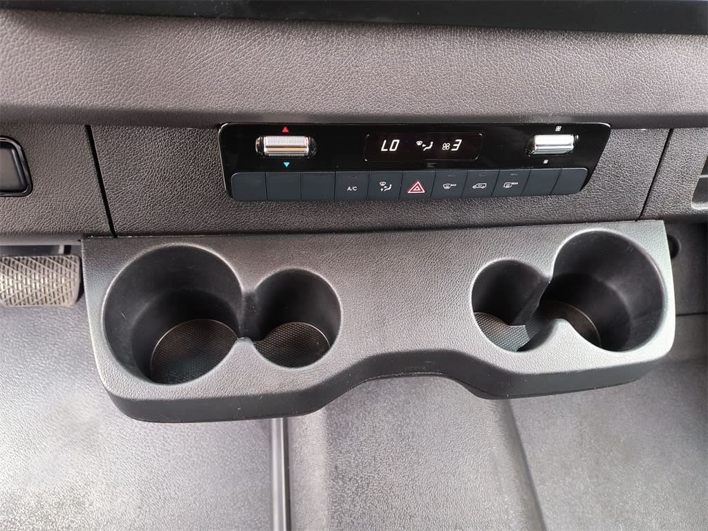 Thumbnail: 2023 Mercedes-Benz Sprinter - 20