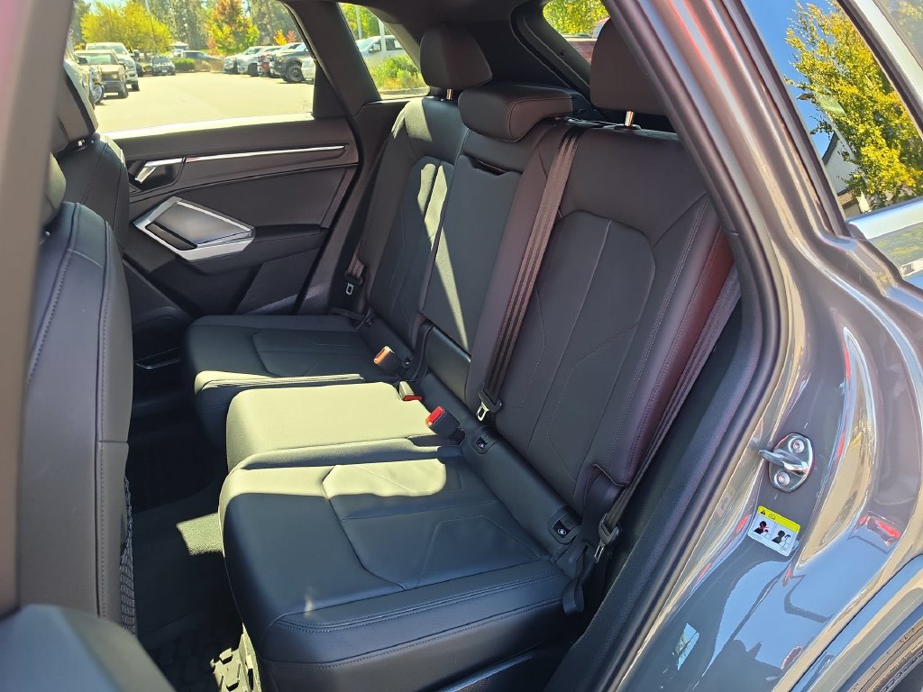 Thumbnail: 2020 Audi Q3 - 9