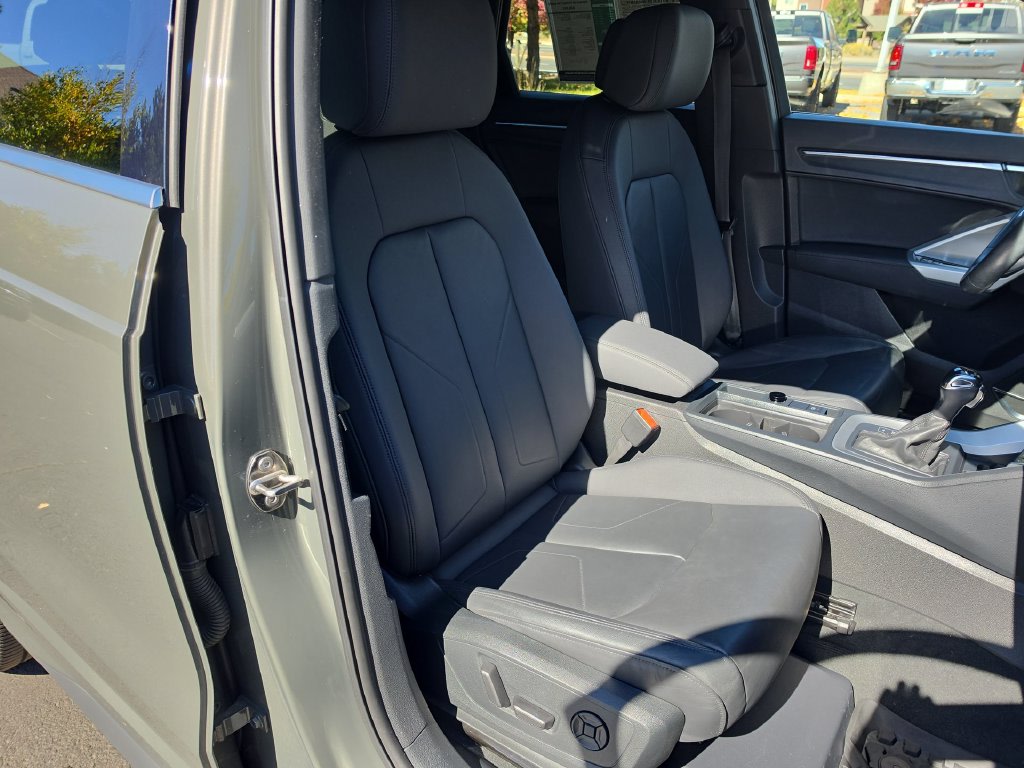 Thumbnail: 2020 Audi Q3 - 8