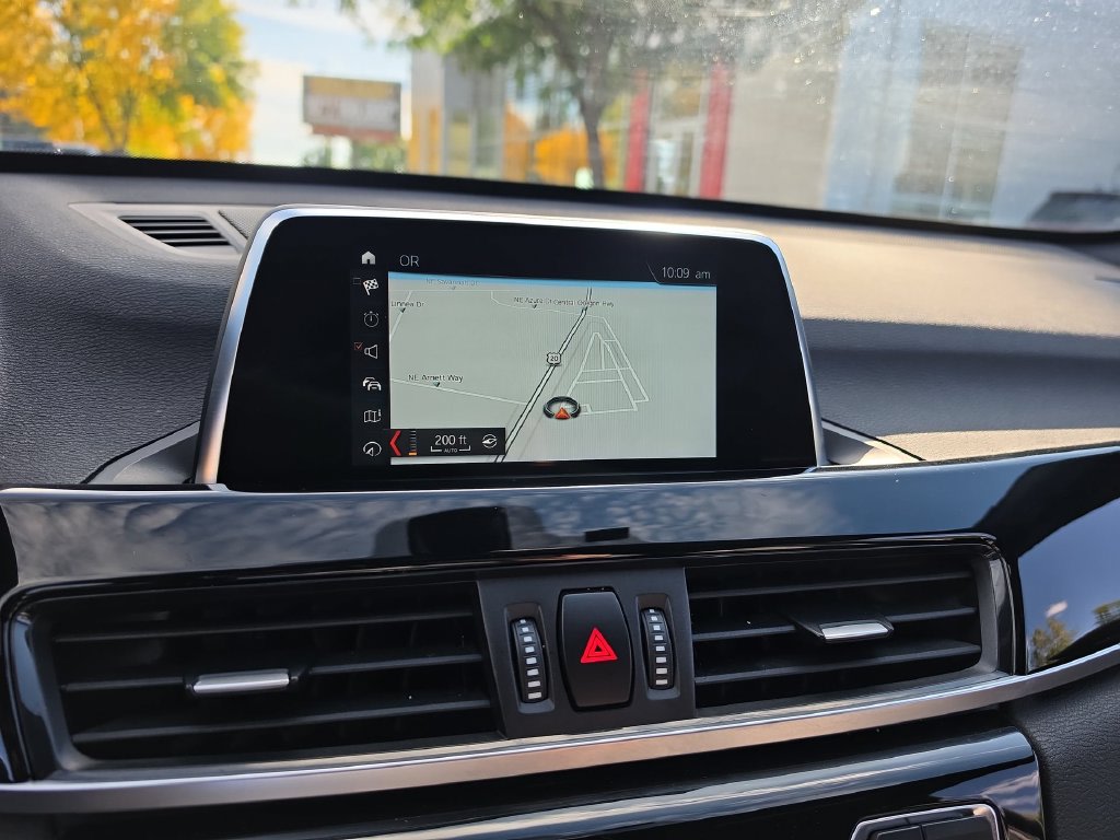 Thumbnail: 2018 BMW X1 - 23