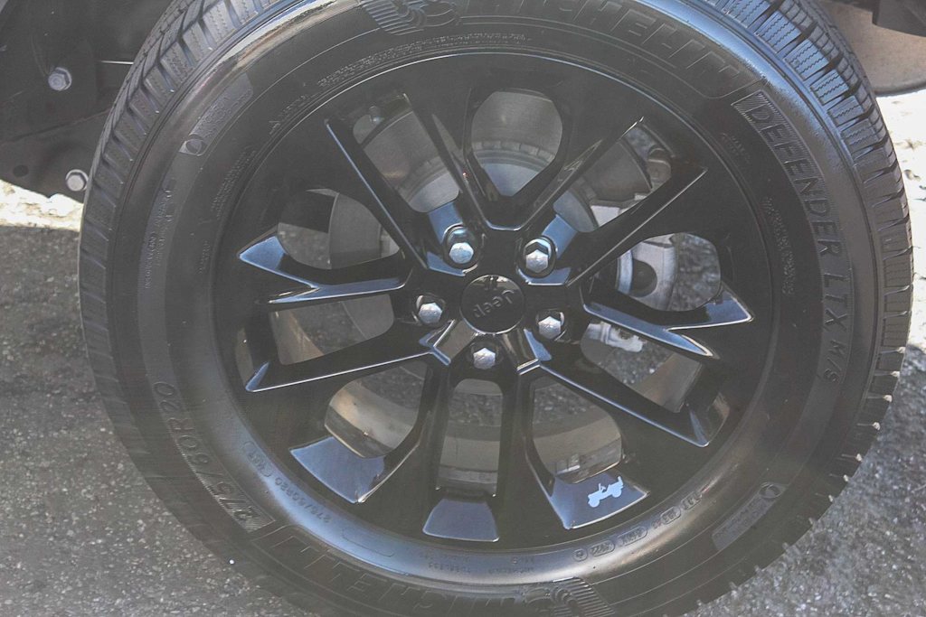 Thumbnail: 2021 Jeep Wrangler - 22