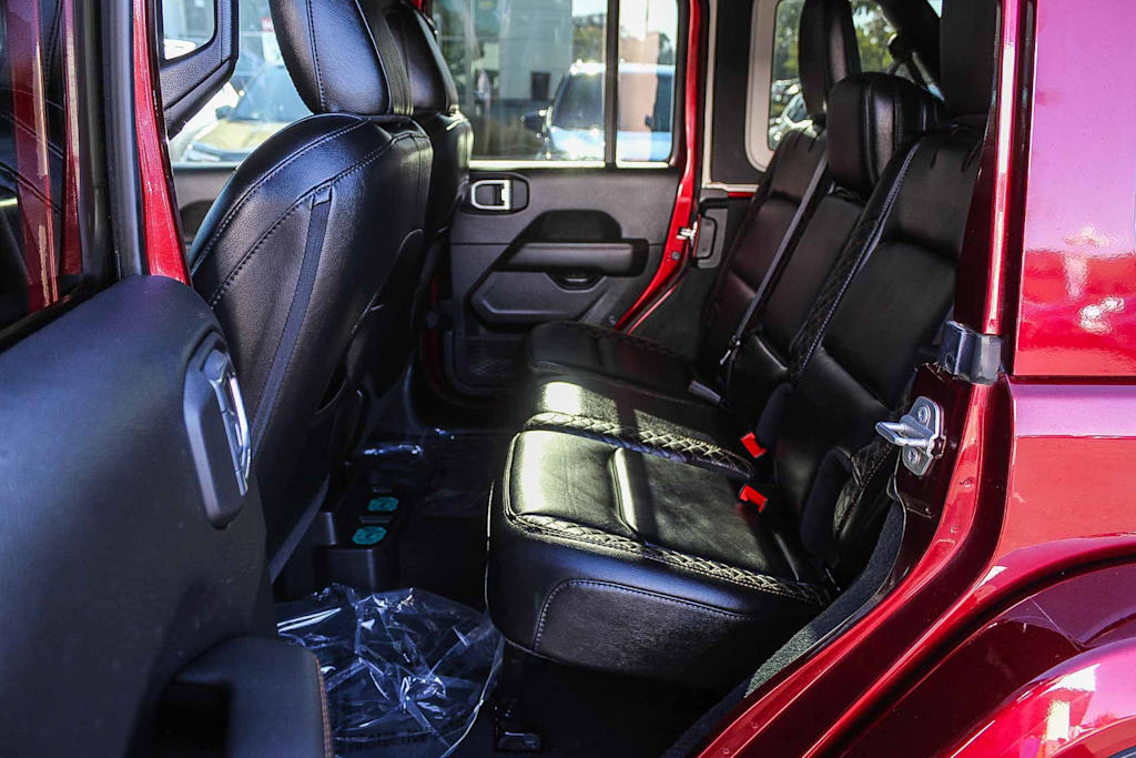 Thumbnail: 2021 Jeep Wrangler - 12