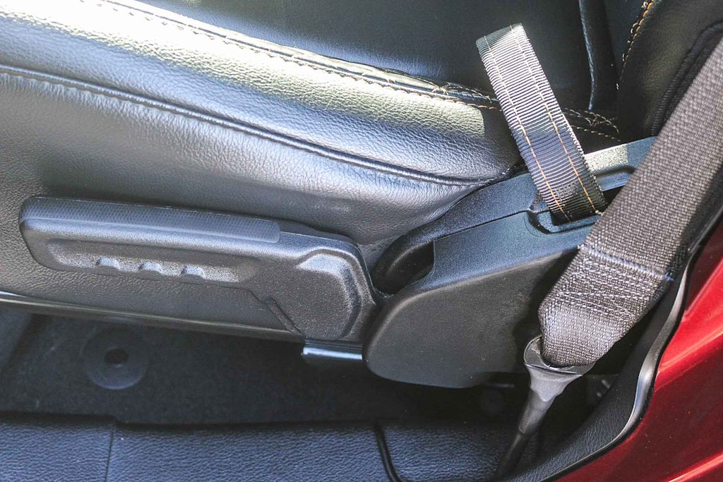 Thumbnail: 2021 Jeep Wrangler - 25