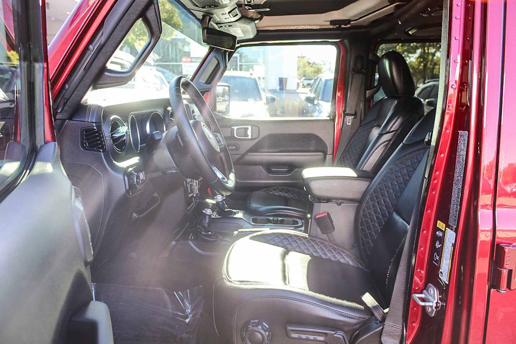 Thumbnail: 2021 Jeep Wrangler - 11