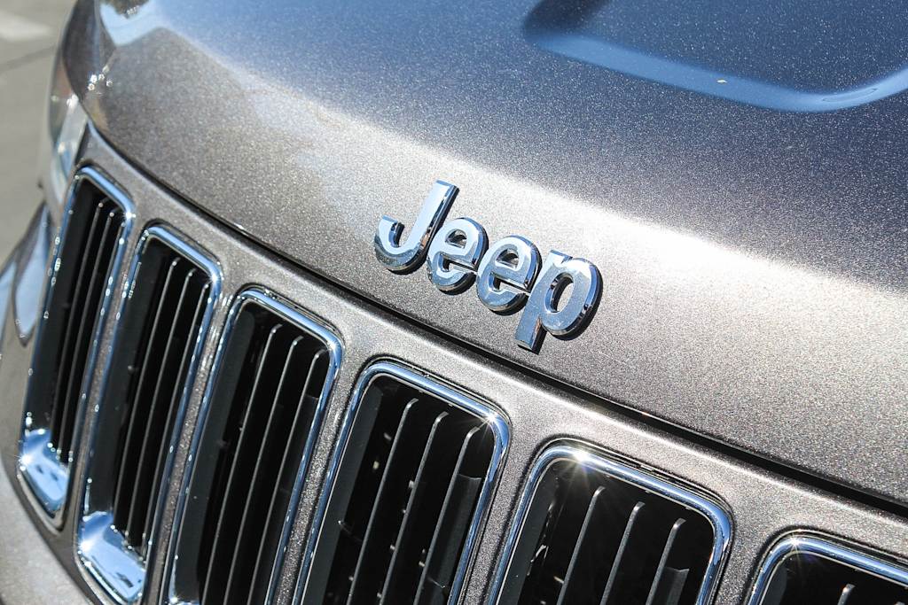 Thumbnail: 2015 Jeep Grand Cherokee - 6