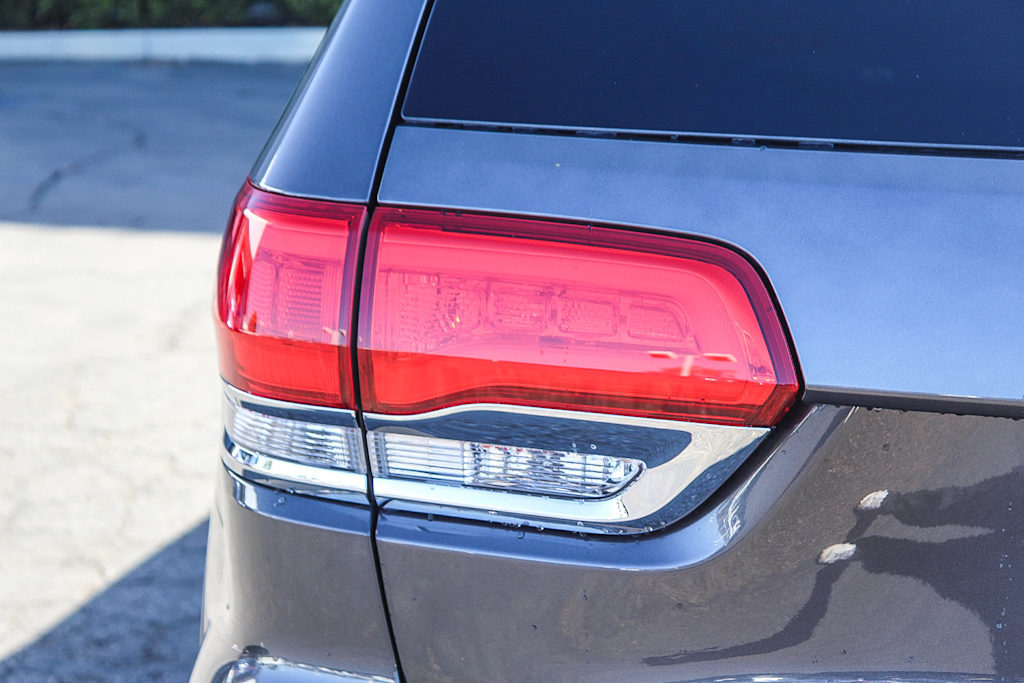 Thumbnail: 2015 Jeep Grand Cherokee - 20