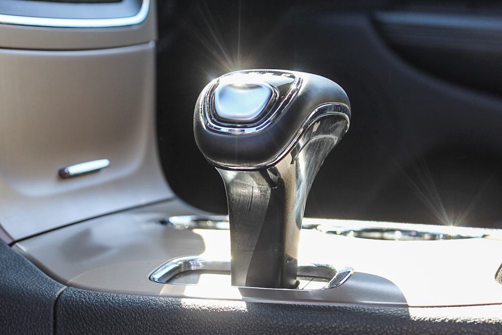 Thumbnail: 2015 Jeep Grand Cherokee - 26