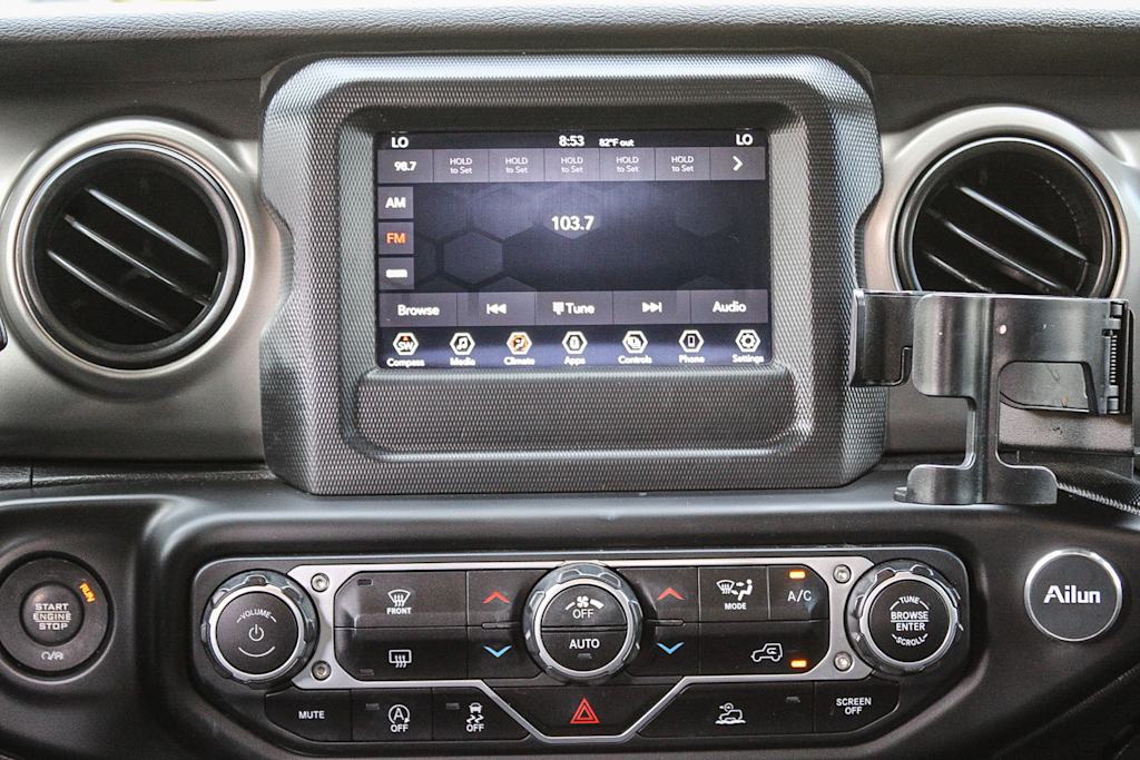 Thumbnail: 2021 Jeep Gladiator - 22