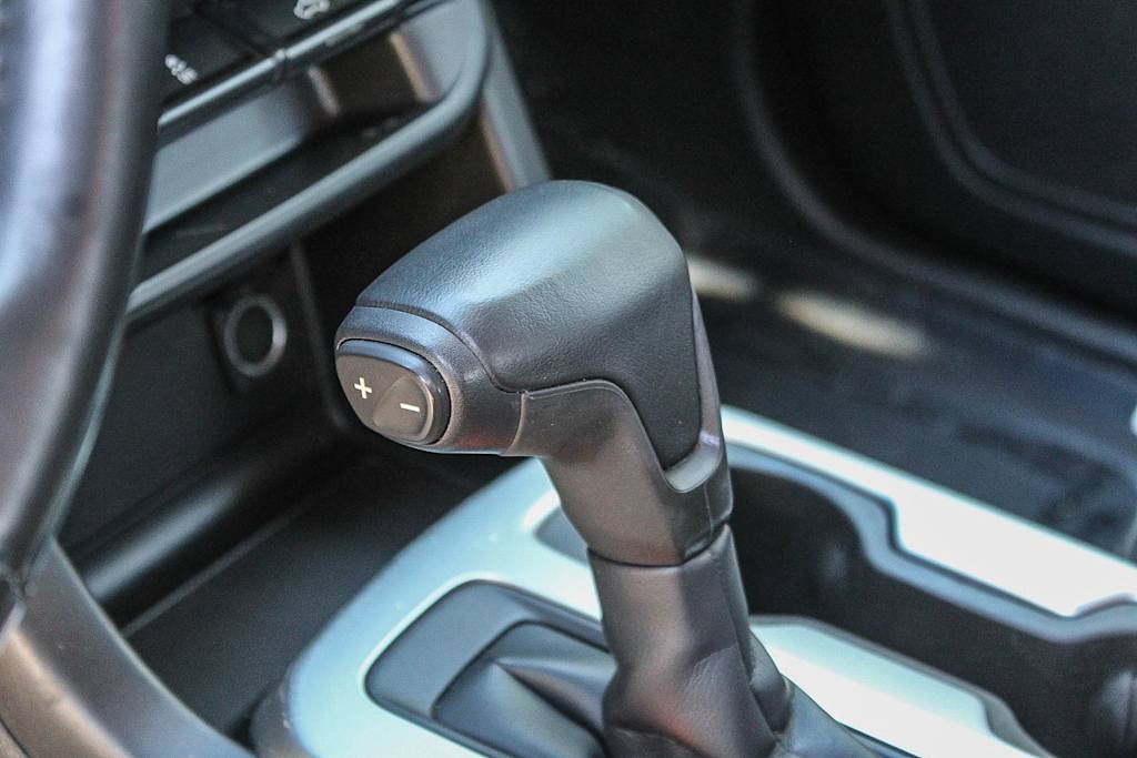 Thumbnail: 2016 Chevrolet Colorado - 12