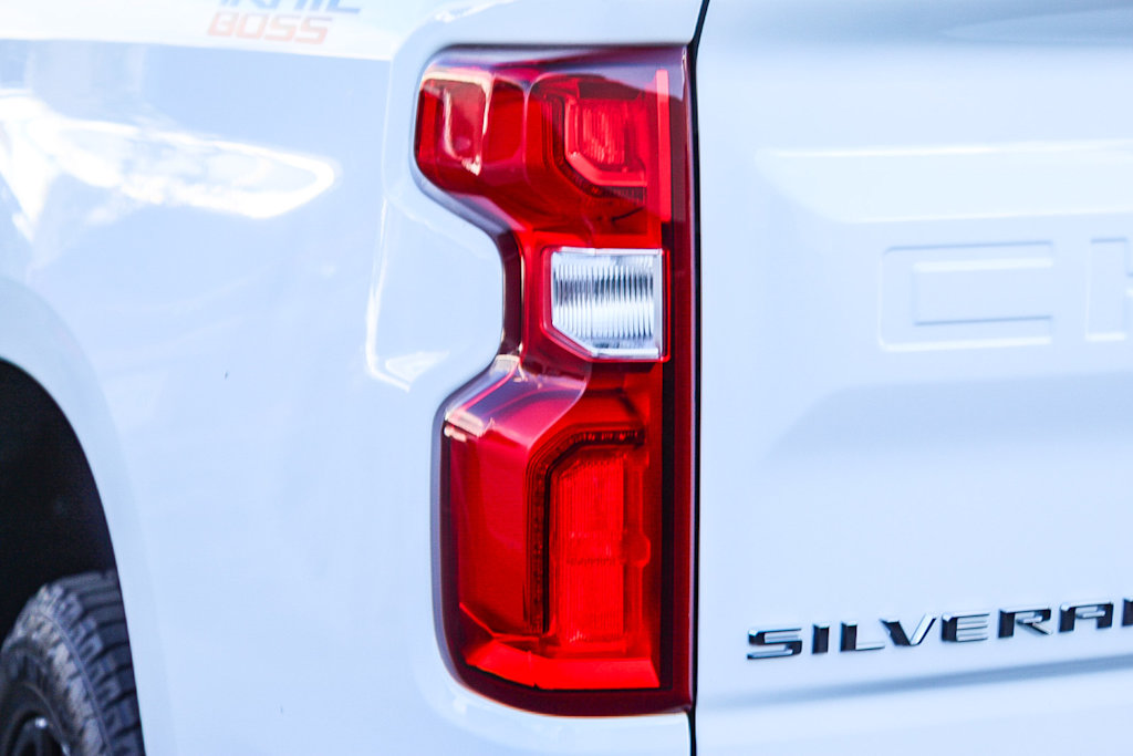 Thumbnail: 2022 Chevrolet Silverado 1500 - 13