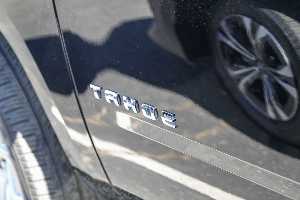 2016 Chevrolet Tahoe LT 14
