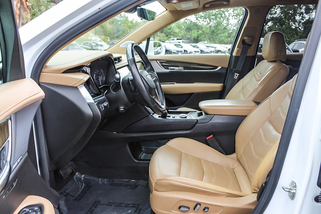 Thumbnail: 2020 Cadillac XT6 - 11
