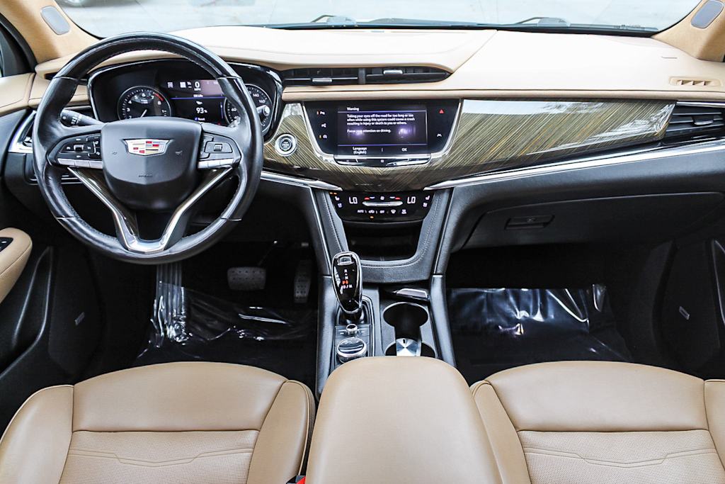 Thumbnail: 2020 Cadillac XT6 - 2