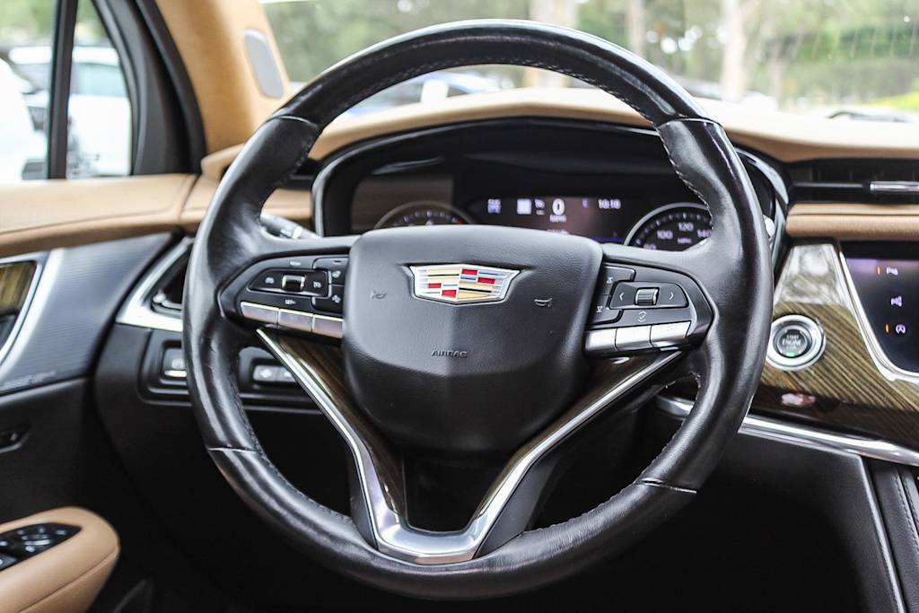 Thumbnail: 2020 Cadillac XT6 - 9