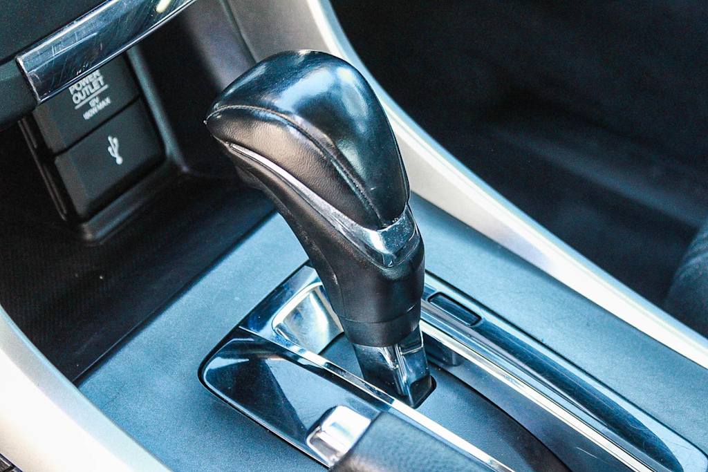 Thumbnail: 2013 Honda Accord - 15