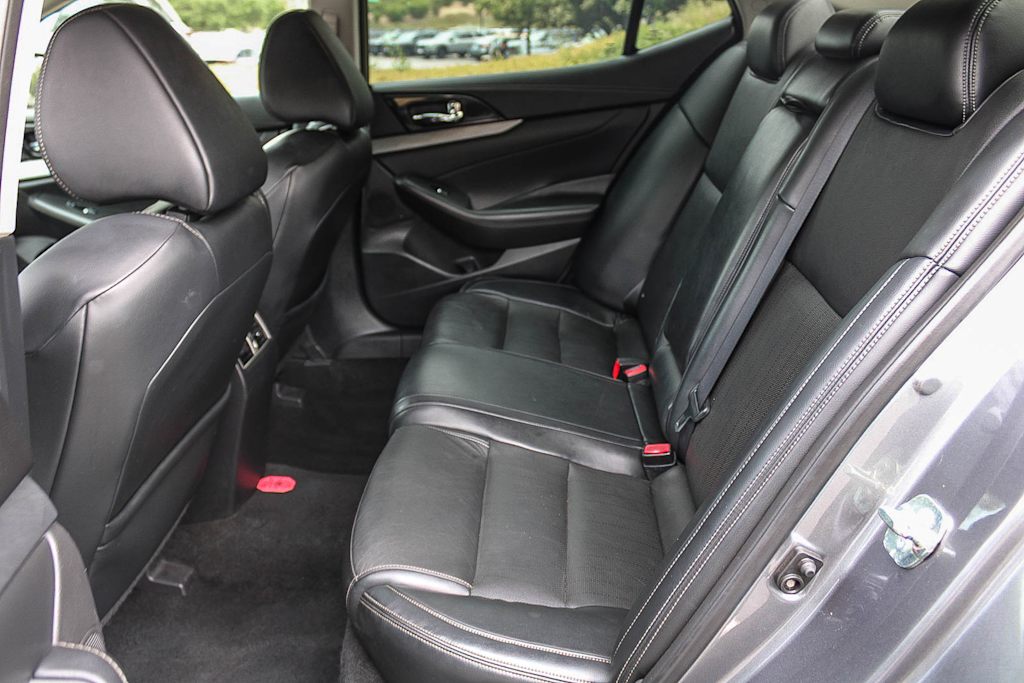 Thumbnail: 2016 Nissan Maxima - 11