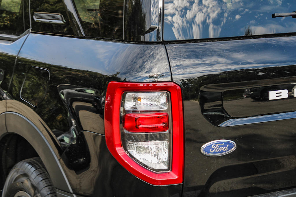 Thumbnail: 2023 Ford Bronco Sport - 5