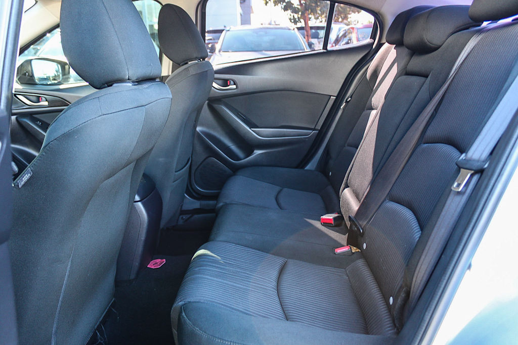 Thumbnail: 2015 Mazda Mazda3 - 10