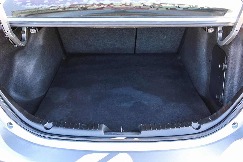 Thumbnail: 2015 Mazda Mazda3 - 13