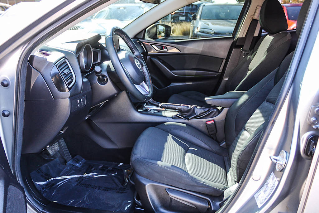 Thumbnail: 2015 Mazda Mazda3 - 9