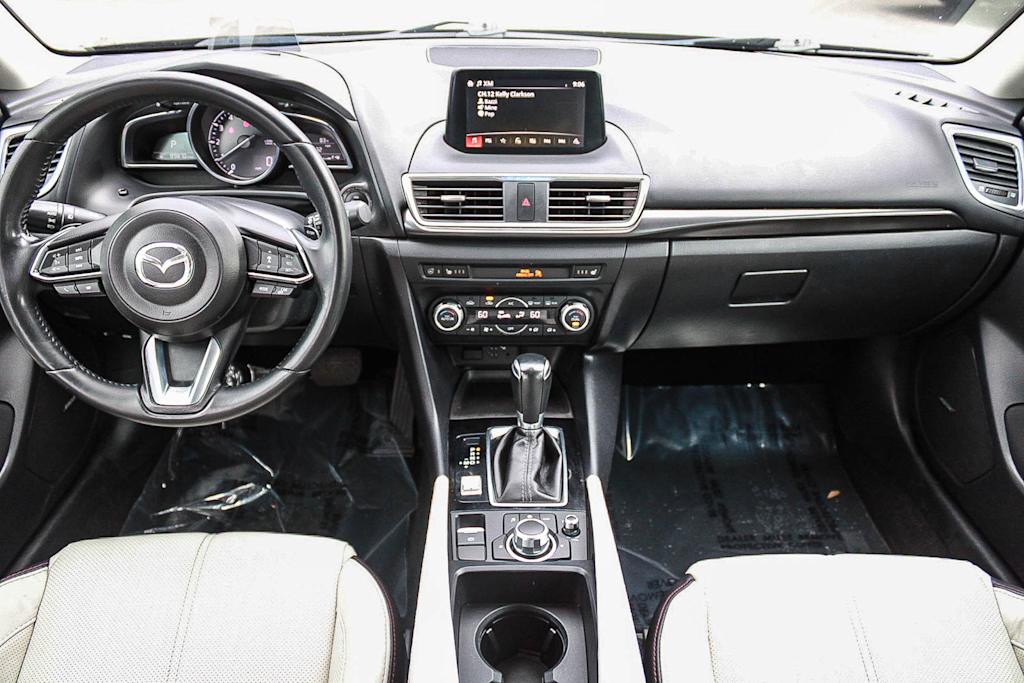 Thumbnail: 2018 Mazda Mazda3 - 2