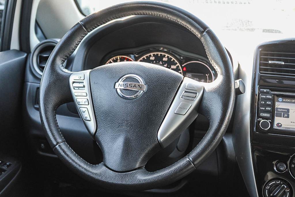 Thumbnail: 2015 Nissan Versa Note - 13