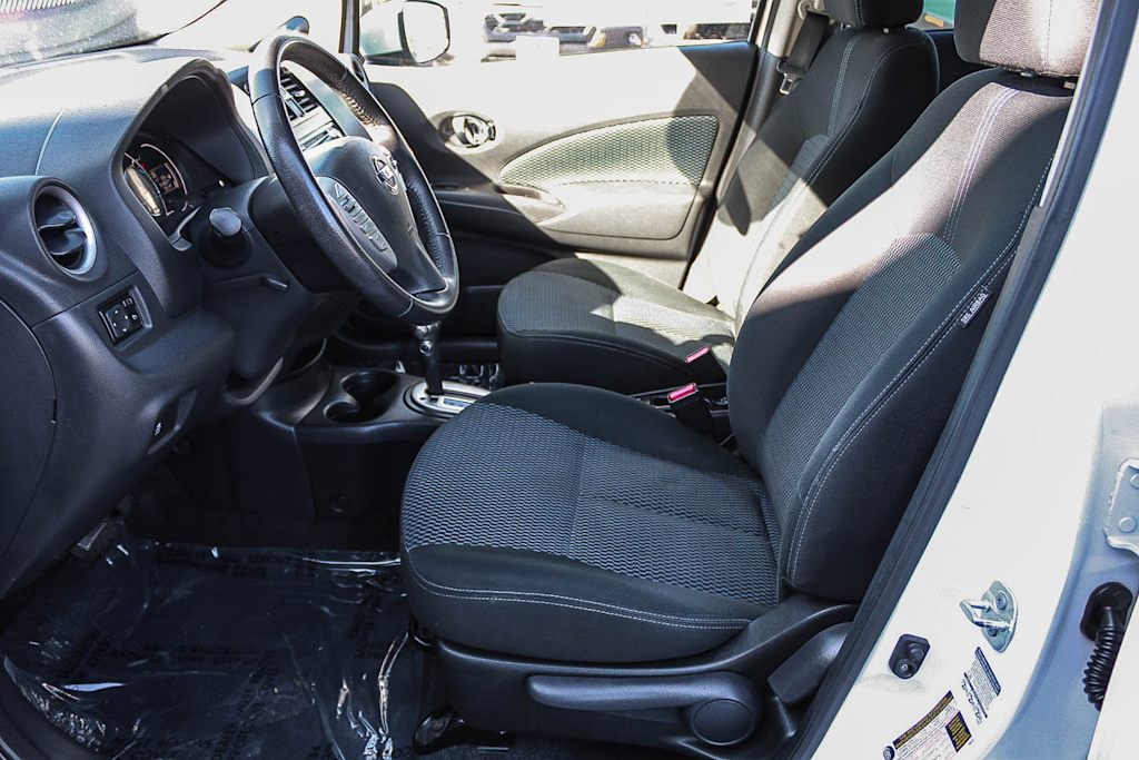 Thumbnail: 2015 Nissan Versa Note - 11