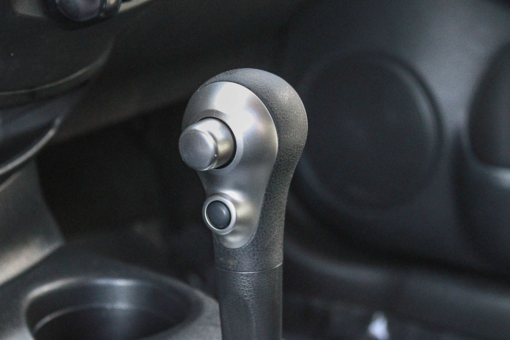 Thumbnail: 2015 Nissan Versa Note - 26