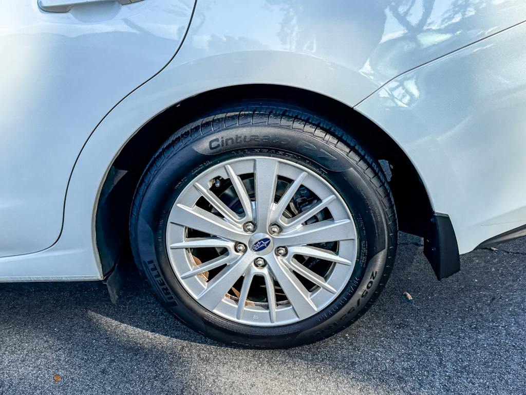 2017 Subaru Impreza Premium 7