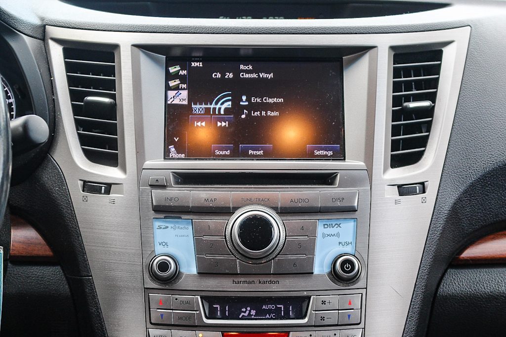 Thumbnail: 2014 Subaru Outback - 21