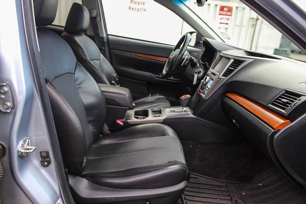 Thumbnail: 2014 Subaru Outback - 11