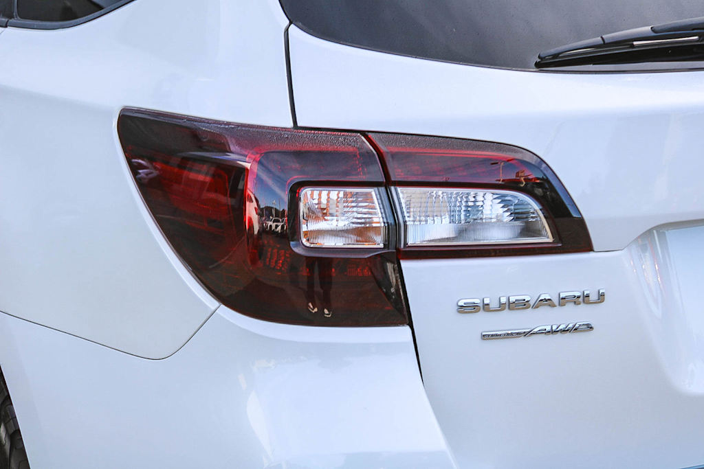 Thumbnail: 2017 Subaru Outback - 5