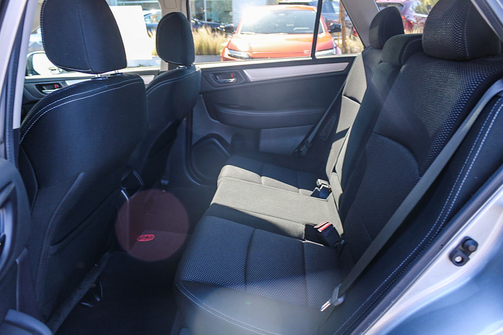 Thumbnail: 2016 Subaru Outback - 12