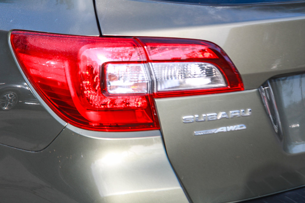 Thumbnail: 2017 Subaru Outback - 19