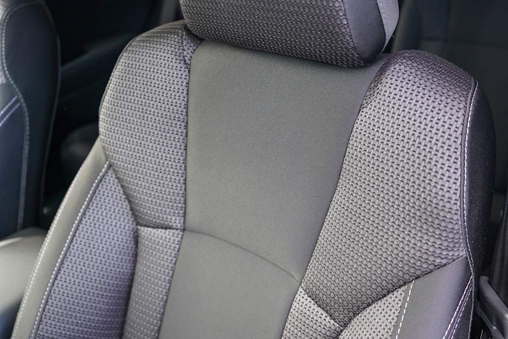 2025 Subaru Outback Premium 26
