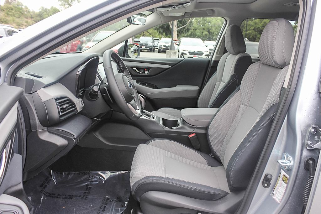 2025 Subaru Outback Premium 10