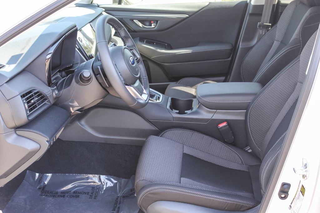 2025 Subaru Outback Premium 10
