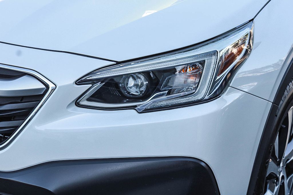 Thumbnail: 2022 Subaru Outback - 22