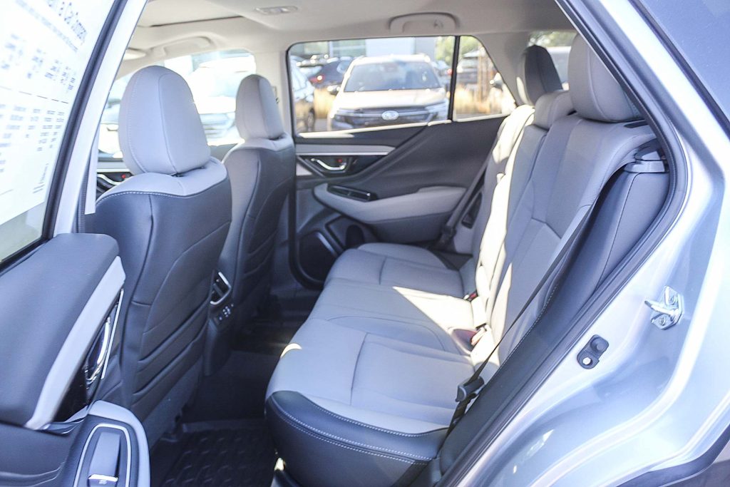 Thumbnail: 2025 Subaru Outback - 12