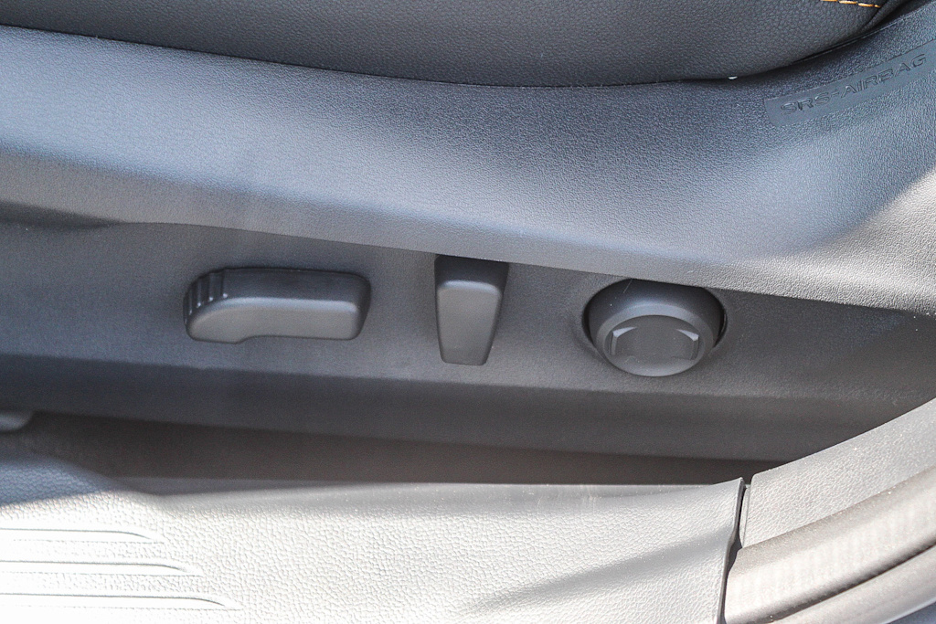 Thumbnail: 2025 Subaru Outback - 24