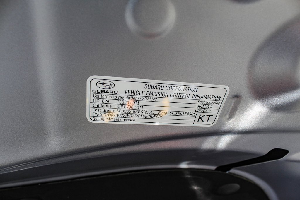 2025 Subaru Crosstrek Limited 17