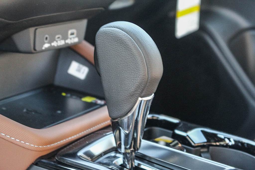 Thumbnail: 2026 Subaru Forester - 25