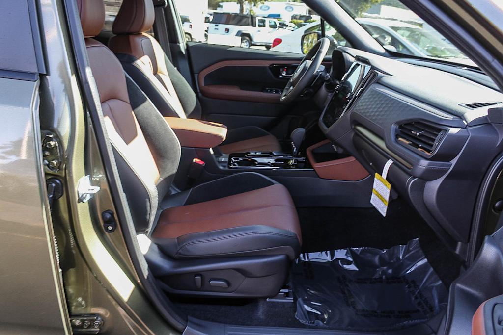 Thumbnail: 2026 Subaru Forester - 10