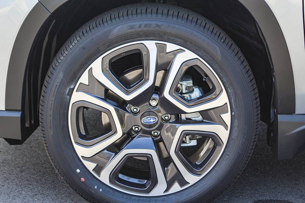 2025 Subaru Ascent Limited 7