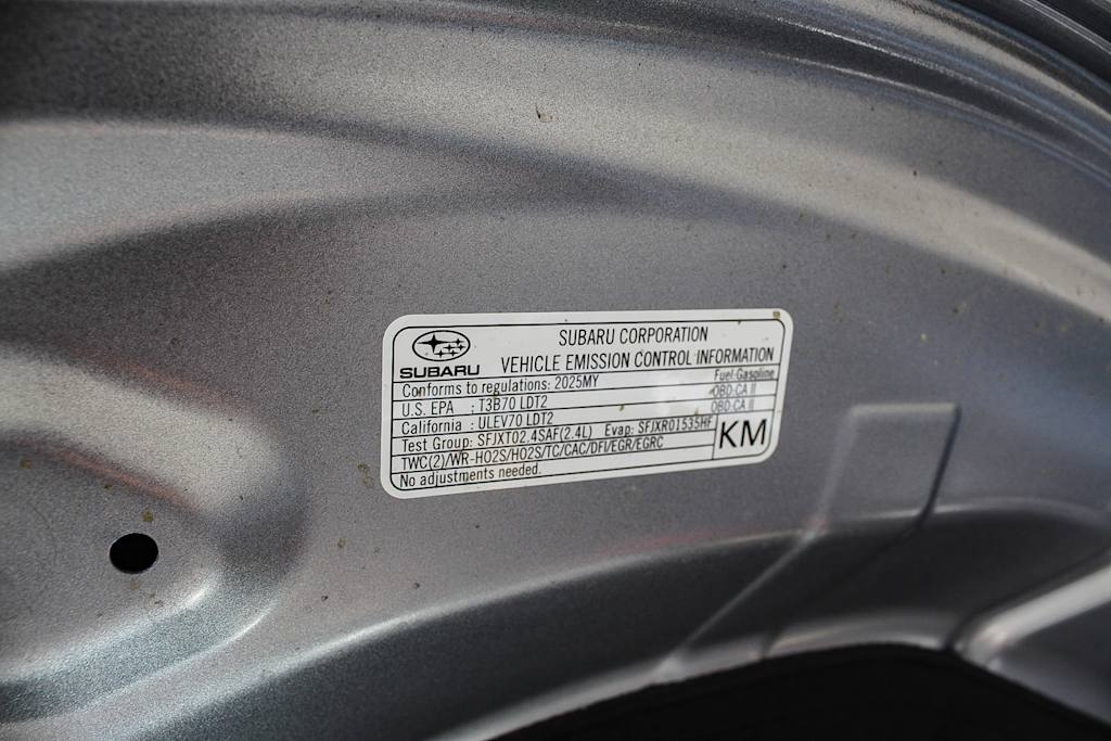 2025 Subaru Ascent Limited 17