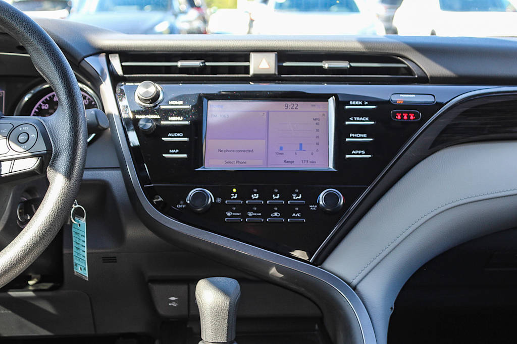 2019 Toyota Camry LE 7