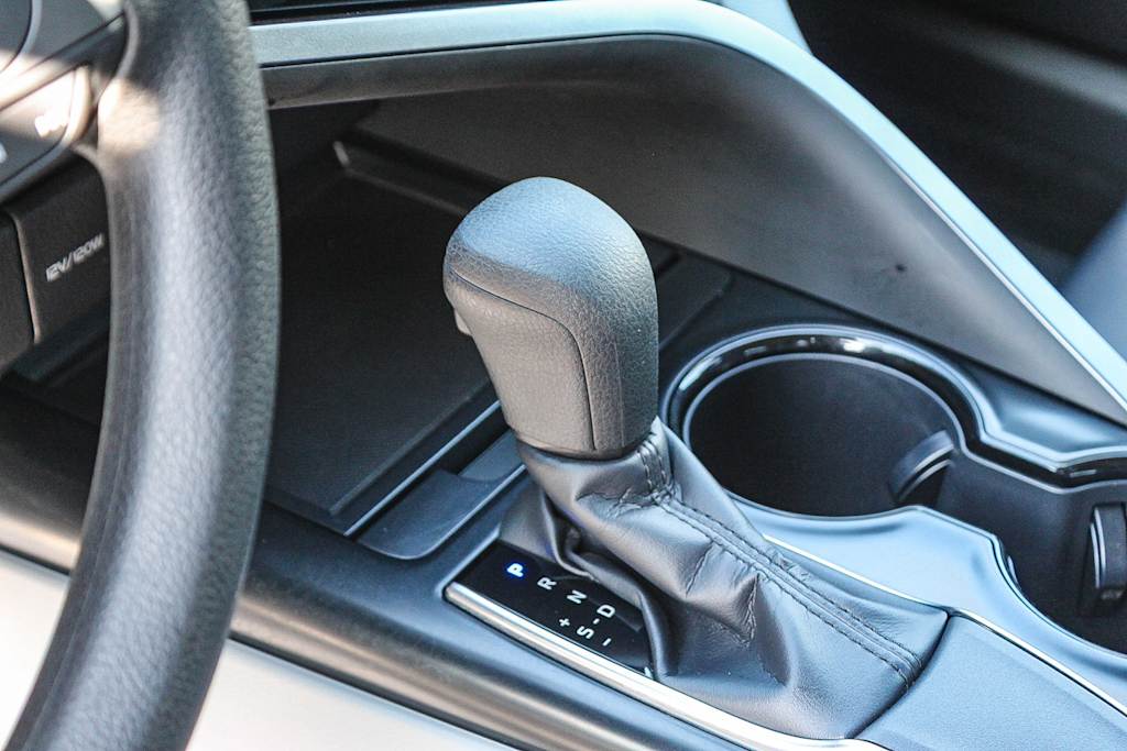 2019 Toyota Camry LE 8